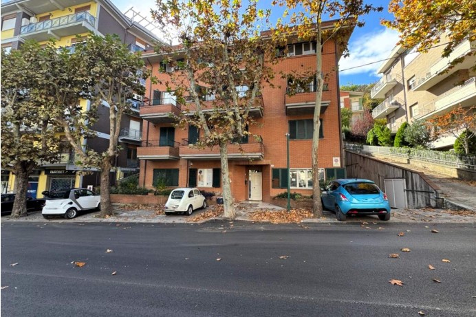 Appartamento in Vendita a Teramo 15 