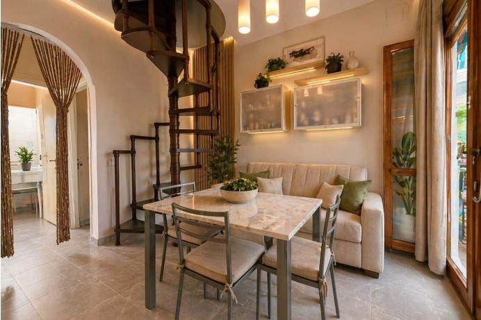 TRILOCALE CON TERRAZZO IN V...