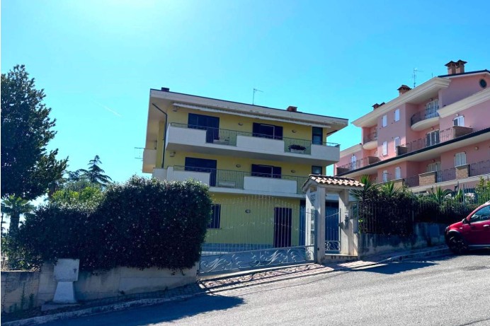 Appartamento in Vendita a San Benedetto Del Tronto 11 