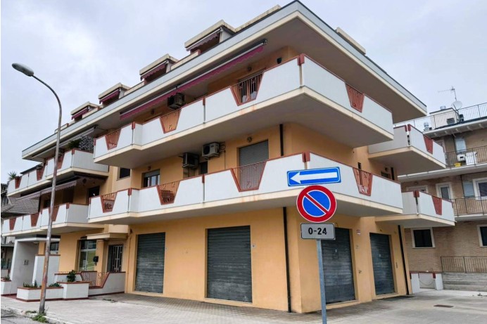 Appartamento in Vendita a San Benedetto Del Tronto 25 