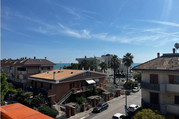 Appartamento in Vendita a San Benedetto Del Tronto 10 