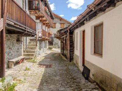 Nel centro storico della frazi