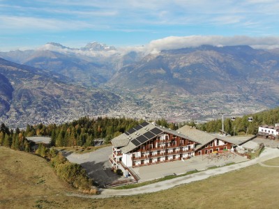 Hotel in vendita a Pila
