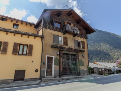 Appartamento su due livelli a ...
