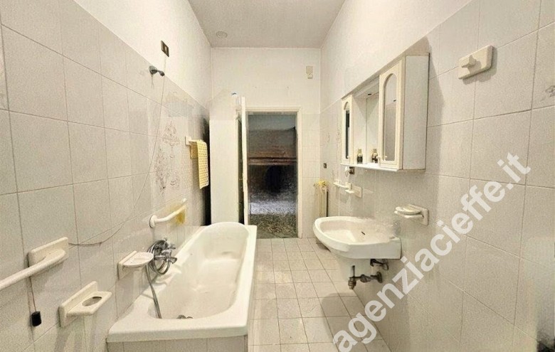 Villa - villetta in vendita a Marina Di Massa (Massa) - Foto 14