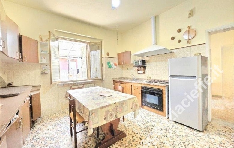 Villa - villetta in vendita a Marina Di Massa (Massa) - Foto 8