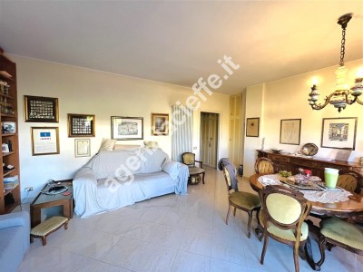 Marina di Massa, vicino Viale ...