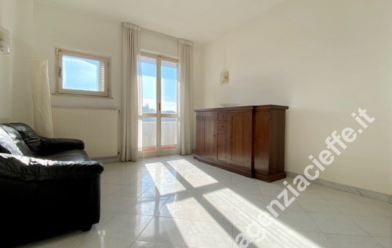 Appartamento in vendita a Marina Di Massa (Massa) - Foto 3