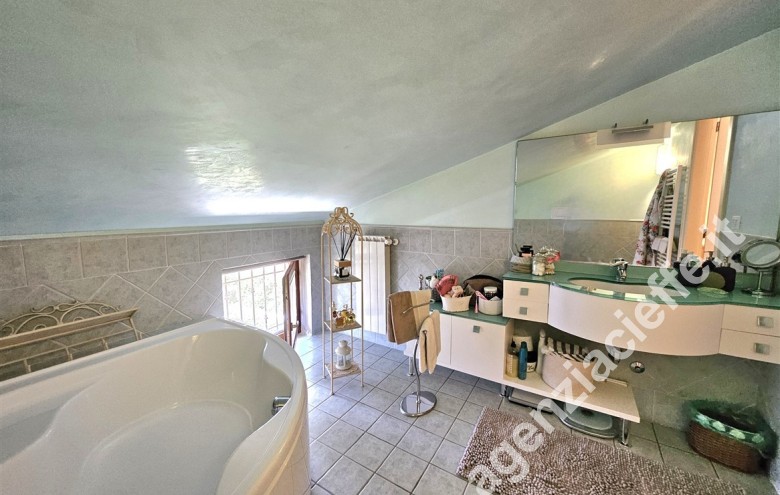 Appartamento in vendita a Marina Di Massa (Massa) - Foto 39