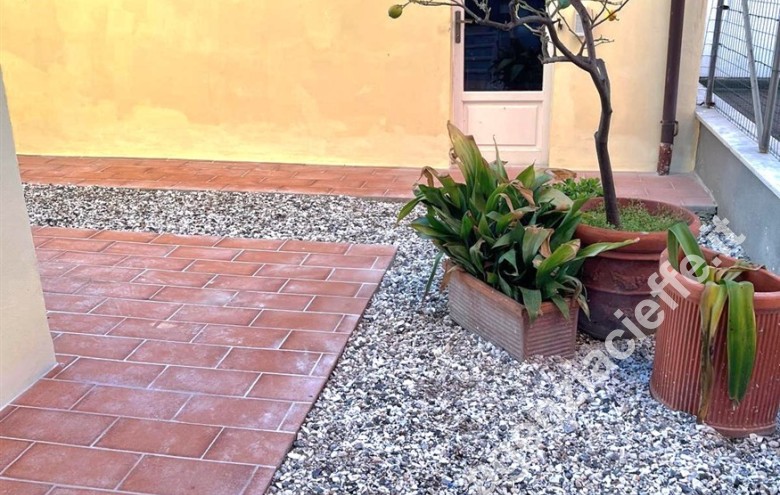 Appartamento indipendente in vendita a Marina Di Massa (Massa) - Foto 24