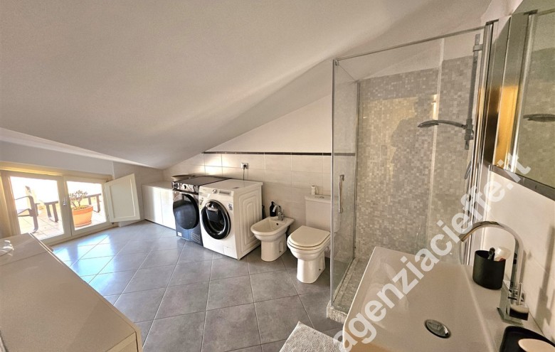 Appartamento indipendente in vendita a Marina Di Massa (Massa) - Foto 25