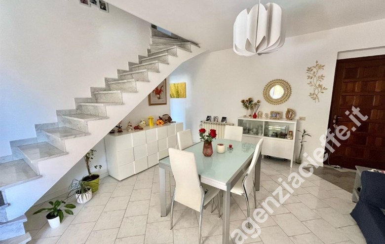 Appartamento in vendita a Marina Di Massa (Massa) - Foto 3