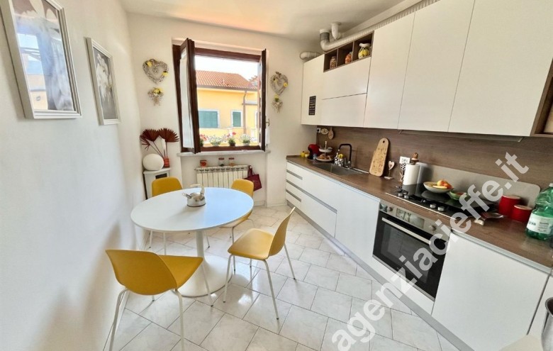Appartamento in vendita a Marina Di Massa (Massa) - Foto 5