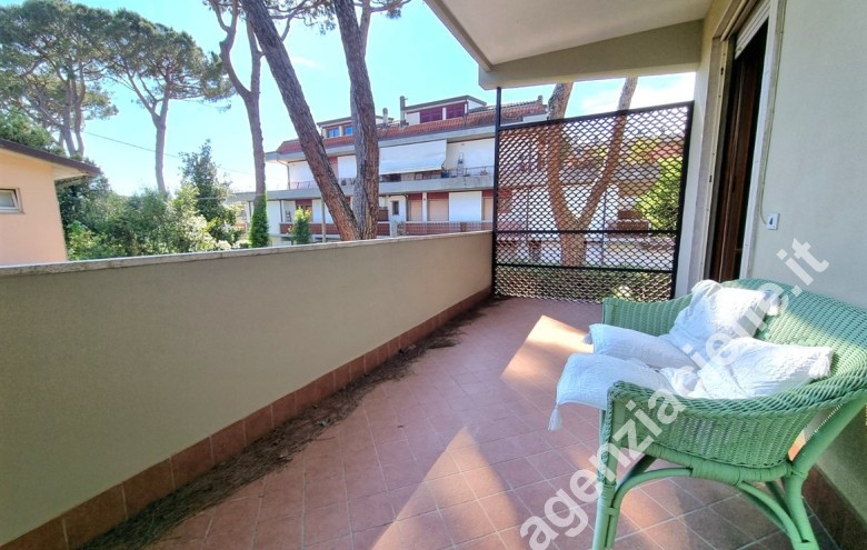 Appartamento in vendita a Marina Di Massa (Massa) - Foto 1
