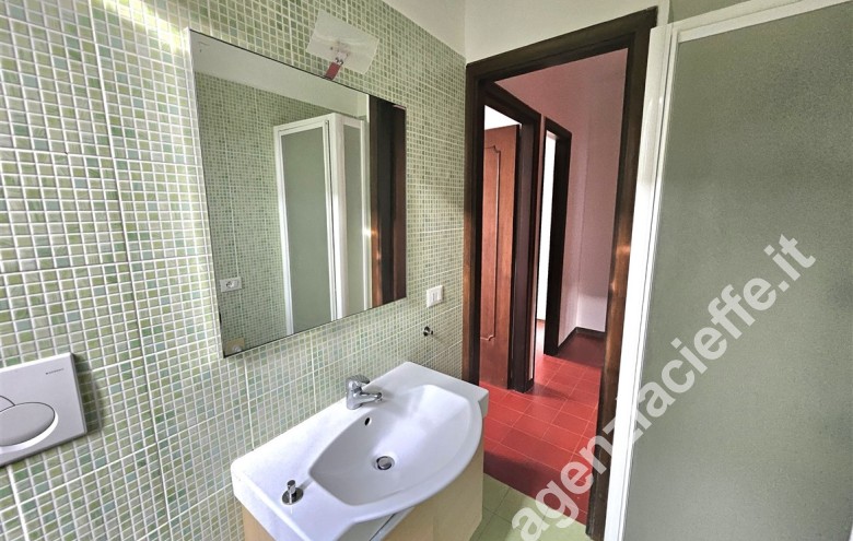 Appartamento indipendente in vendita a Marina Di Massa (Massa) - Foto 12