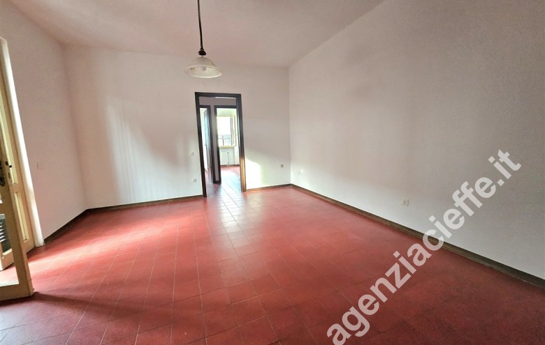 Appartamento indipendente in vendita a Marina Di Massa (Massa) - Foto 3