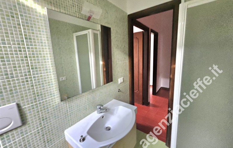 Appartamento indipendente in vendita a Marina Di Massa (Massa) - Foto 13