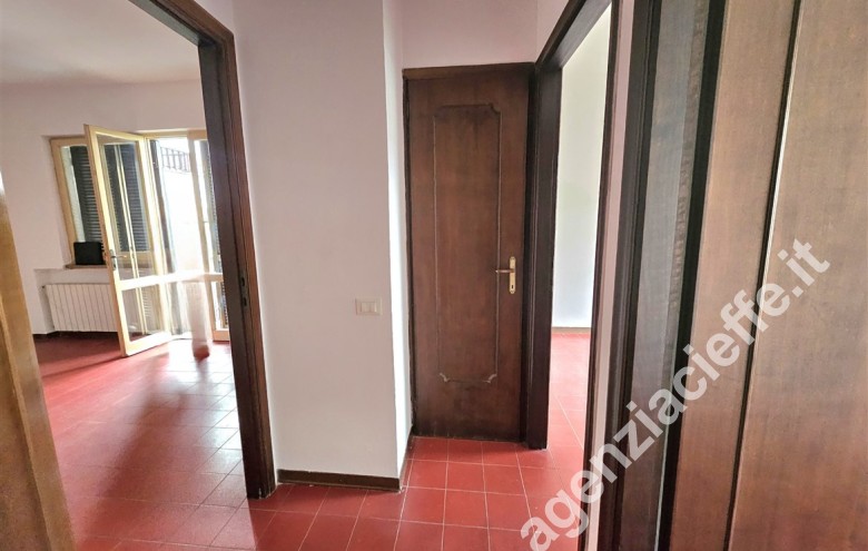 Appartamento indipendente in vendita a Marina Di Massa (Massa) - Foto 8