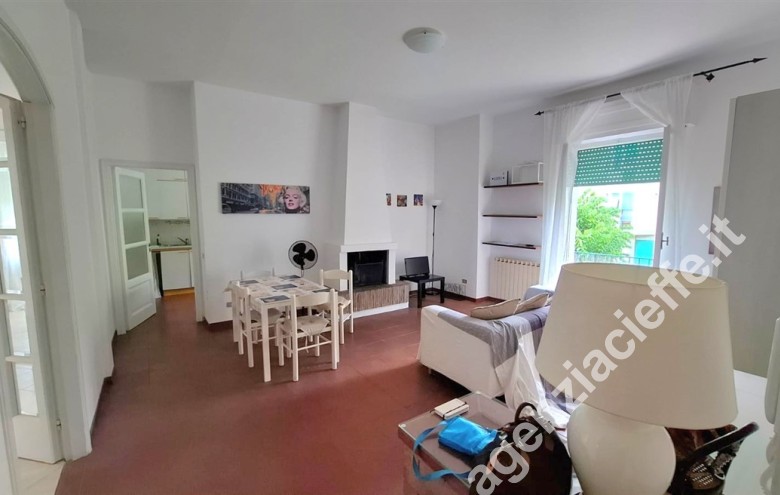 Appartamento in vendita a Marina Di Massa (Massa) - Foto 2
