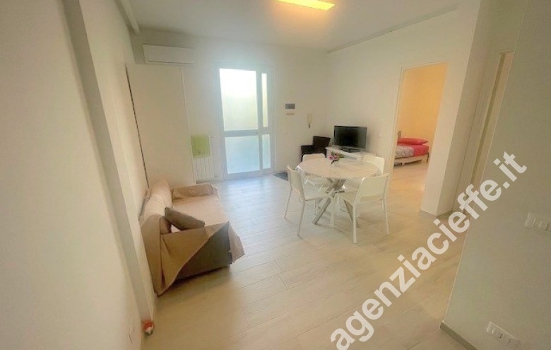Appartamento in vendita a Marina Di Massa (Massa) - Foto 1