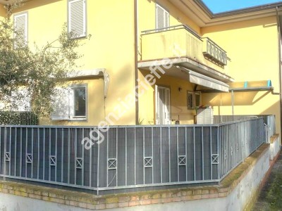 Marina di Massa appartamento c...