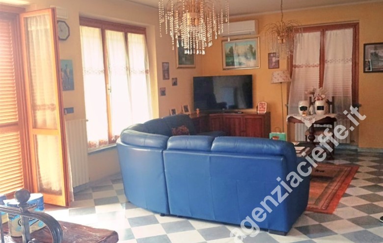 Casa bi-trifamiliare in vendita a Massa - Foto 2