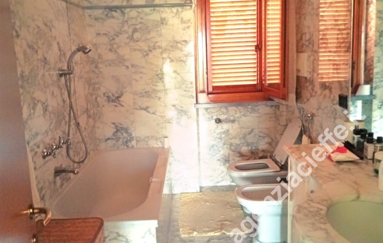 Casa bi-trifamiliare in vendita a Massa - Foto 18