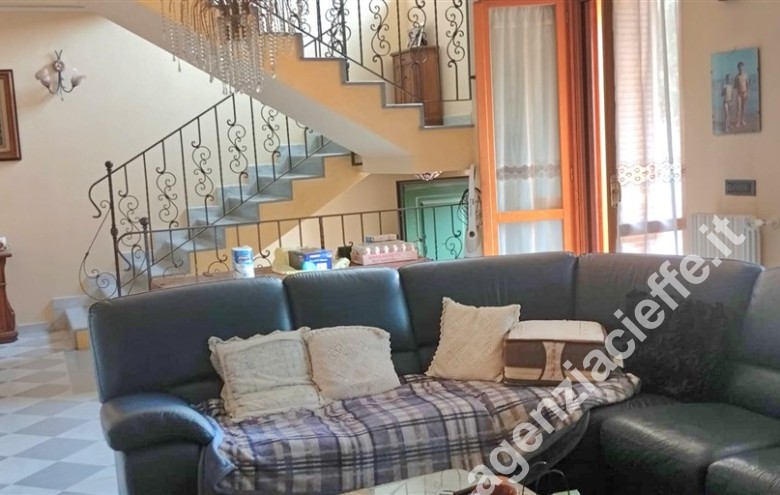 Casa bi-trifamiliare in vendita a Massa - Foto 4