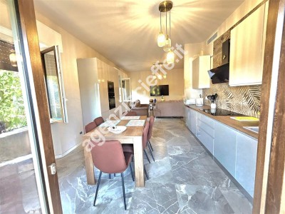 Marina di Massa, centrale appa...