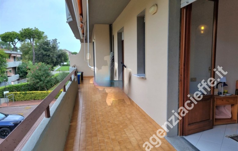 Appartamento in vendita a Marina Di Massa (Massa) - Foto 2