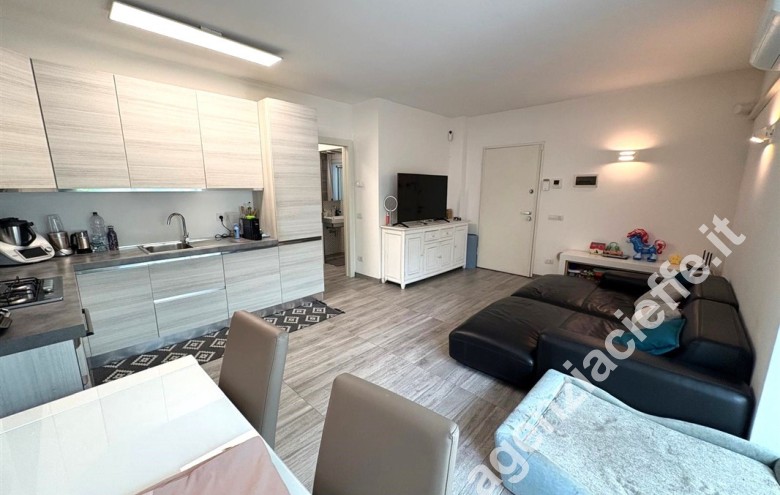Appartamento indipendente in vendita a Cinquale (Montignoso) - Foto 3