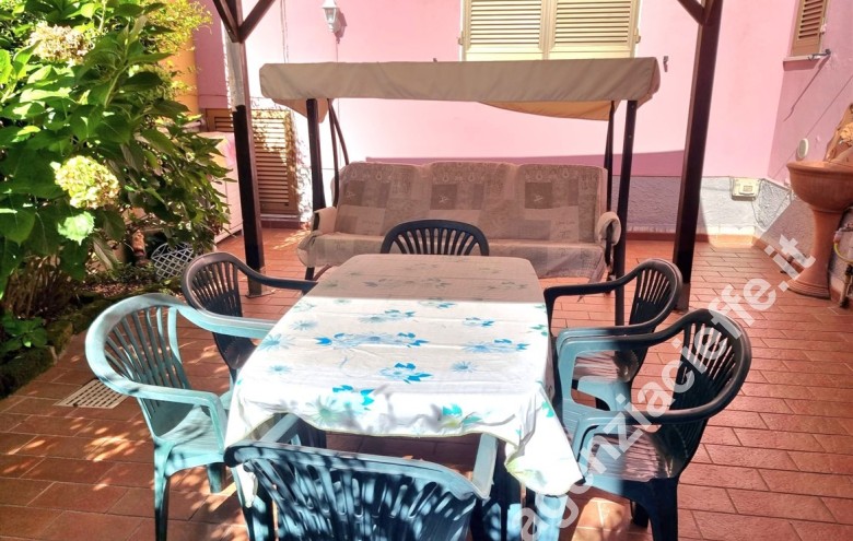 Appartamento indipendente in vendita a Marina Di Massa (Massa) - Foto 11