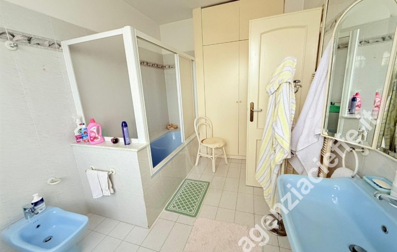 Casa bi-trifamiliare in vendita a Marina Di Massa (Massa) - Foto 15