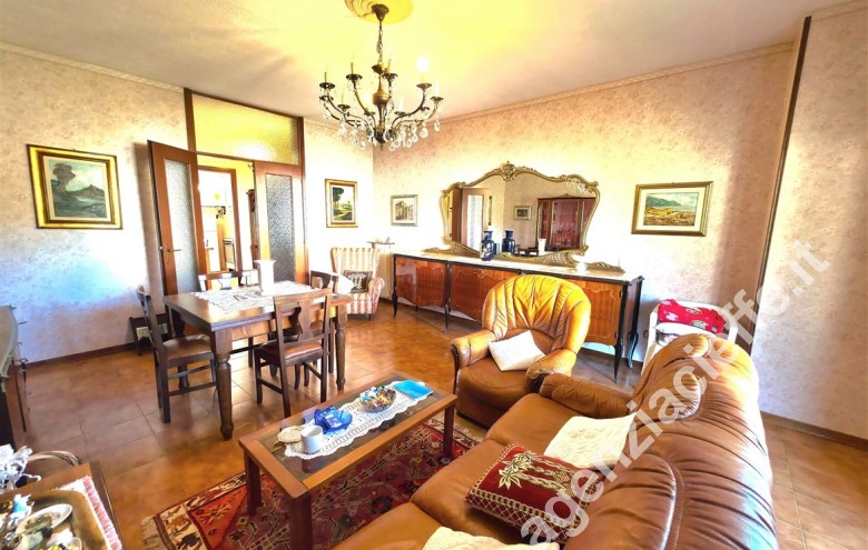 Appartamento in vendita a Massa - Foto 1