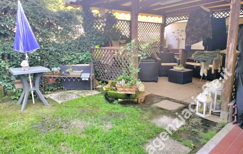 Appartamento indipendente in vendita a Montignoso - Foto 1