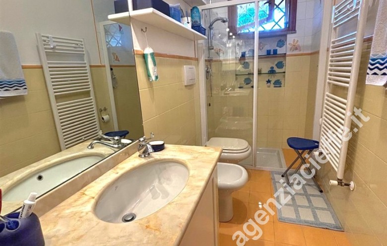 Appartamento in vendita a Marina Di Massa (Massa) - Foto 7