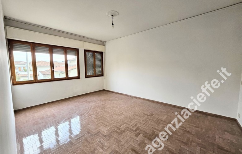 Appartamento in vendita a Marina Di Massa (Massa) - Foto 3