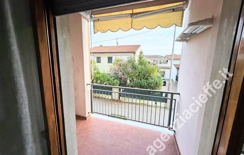 Appartamento in vendita a Marina Di Massa (Massa) - Foto 1