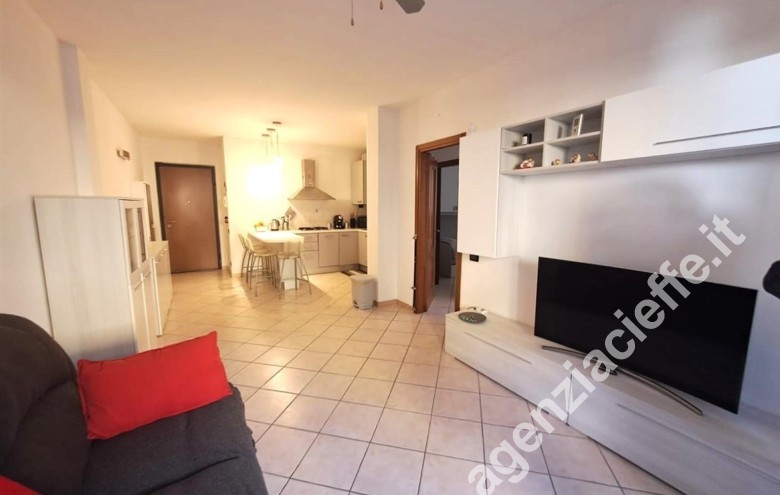 Appartamento in vendita a Marina Di Massa (Massa) - Foto 2