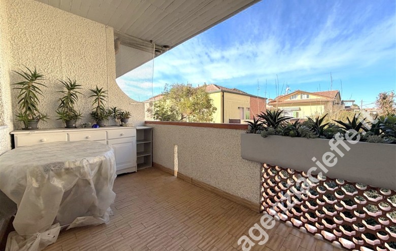 Appartamento in vendita a Marina Di Massa (Massa) - Foto 1