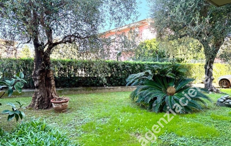 Appartamento in vendita a Massa - Foto 1