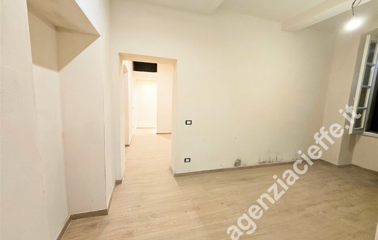 Appartamento indipendente in vendita a Massa - Foto 6
