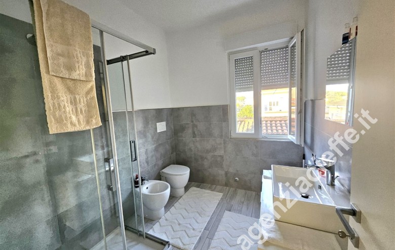 Appartamento in vendita a Marina Di Carrara (Carrara) - Foto 9