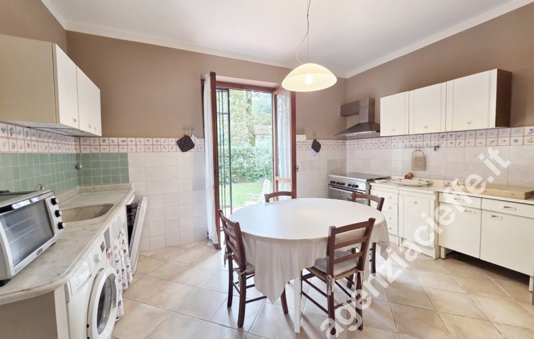 Villa - villetta in vendita a Marina Di Massa (Massa) - Foto 10