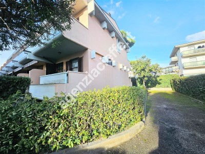 Marina di Massa – villetta a...