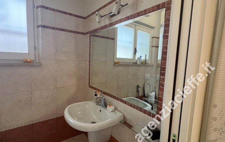 Appartamento indipendente in vendita a Cervaiolo (Montignoso) - Foto 11