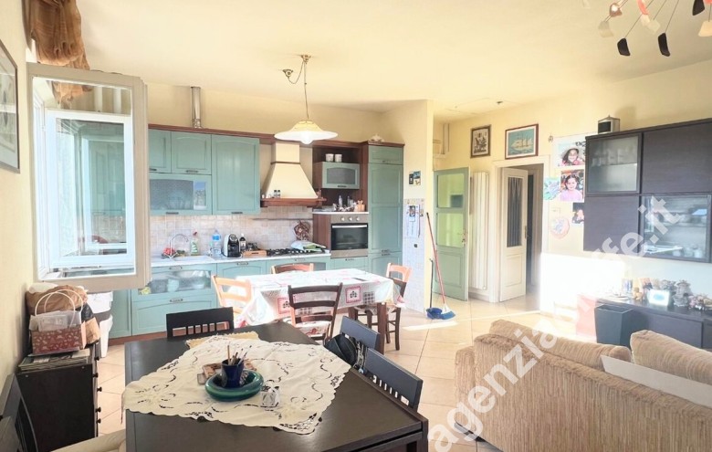 Appartamento indipendente in vendita a Cervaiolo (Montignoso) - Foto 3