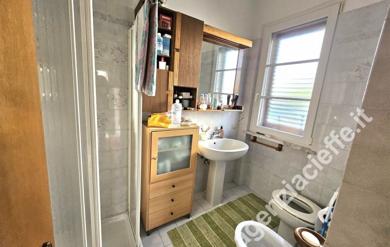 Casa bi-trifamiliare in vendita a Marina Di Massa (Massa) - Foto 9