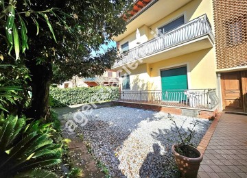 Ronchi, a pochi passi dalle sp