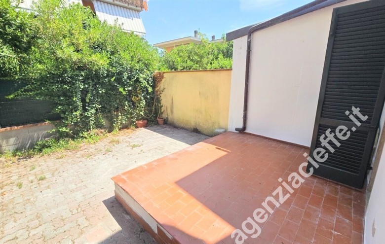 Casa bi-trifamiliare in vendita a Marina Di Massa (Massa) - Foto 19